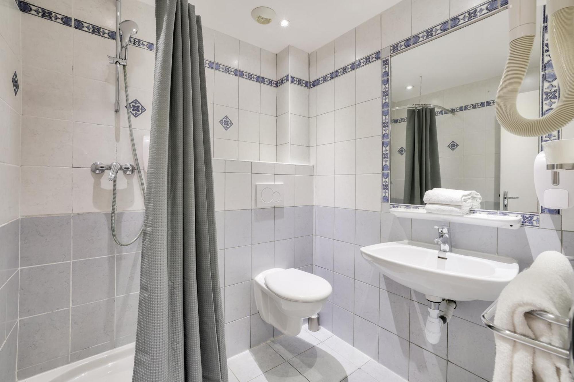 Hotel Lepante Nice Bagian luar foto