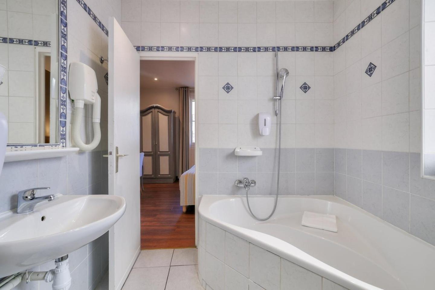 Hotel Lepante Nice Bagian luar foto