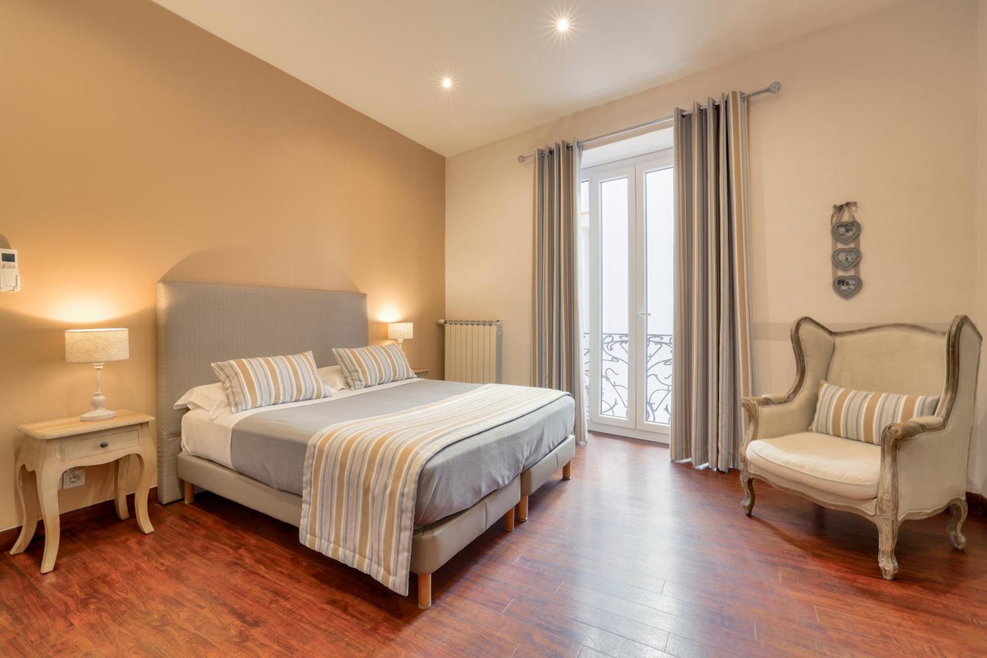 Hotel Lepante Nice Bagian luar foto